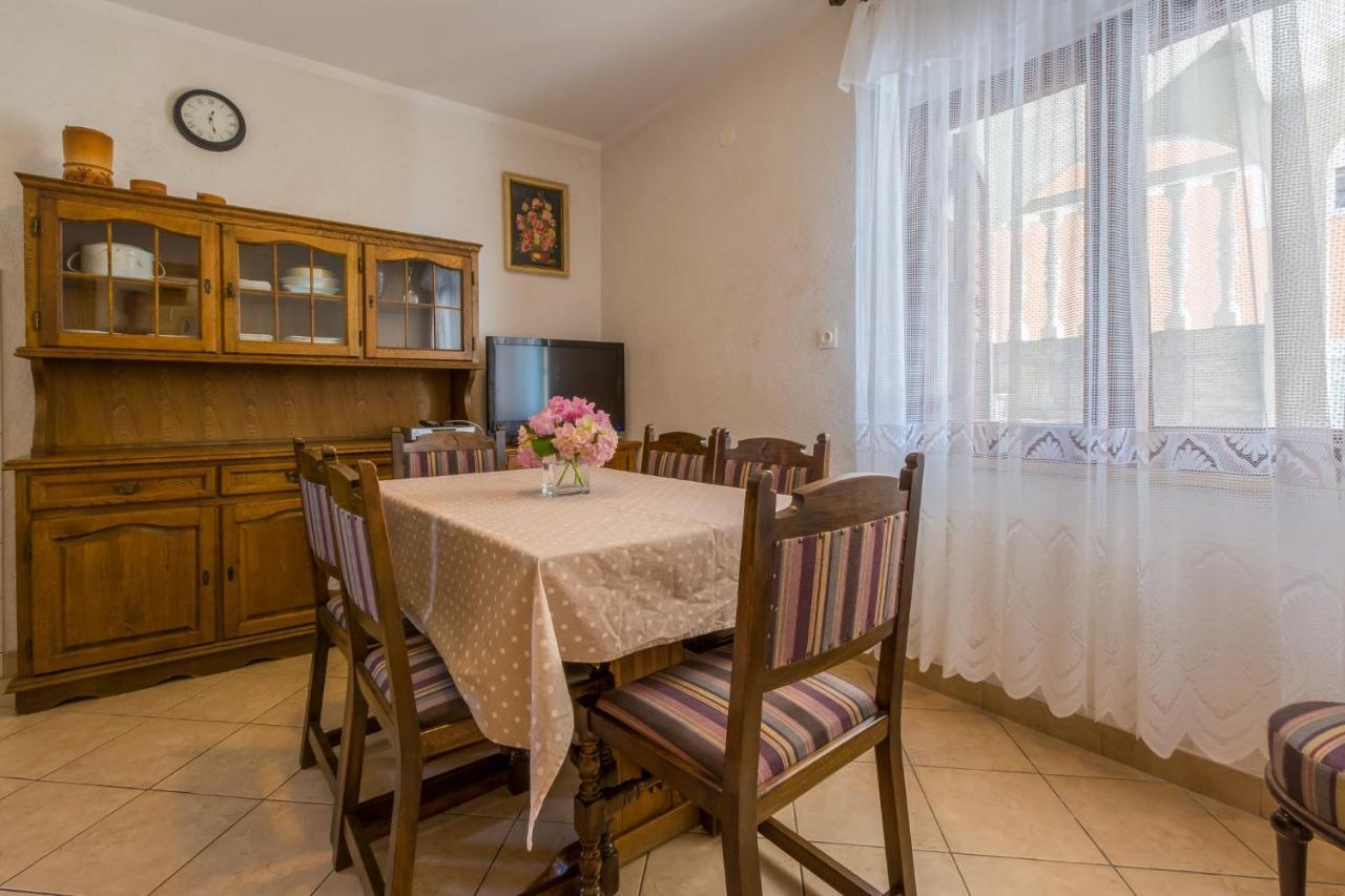 Amila Apartment Crikvenica Luaran gambar
