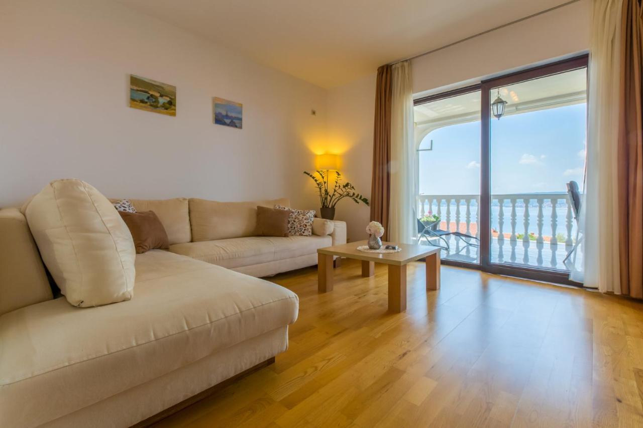Amila Apartment Crikvenica Luaran gambar
