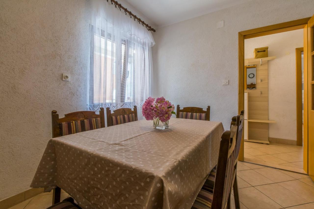 Amila Apartment Crikvenica Luaran gambar